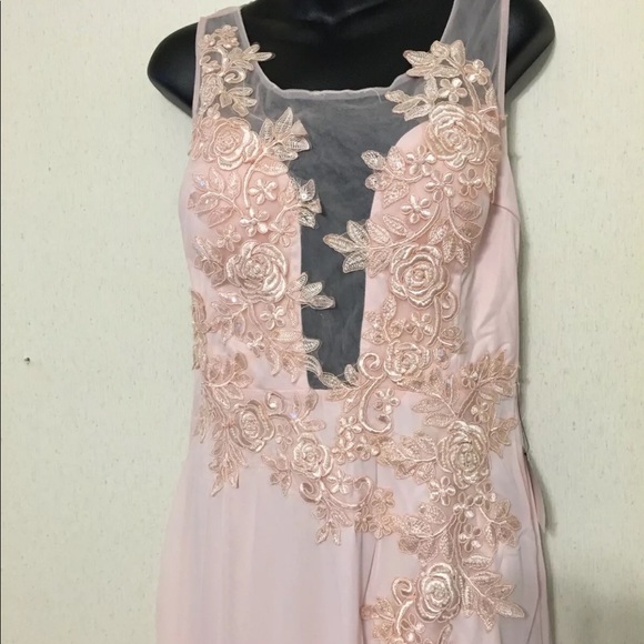 Faux pearl embroidered gown size large - Picture 3 of 8